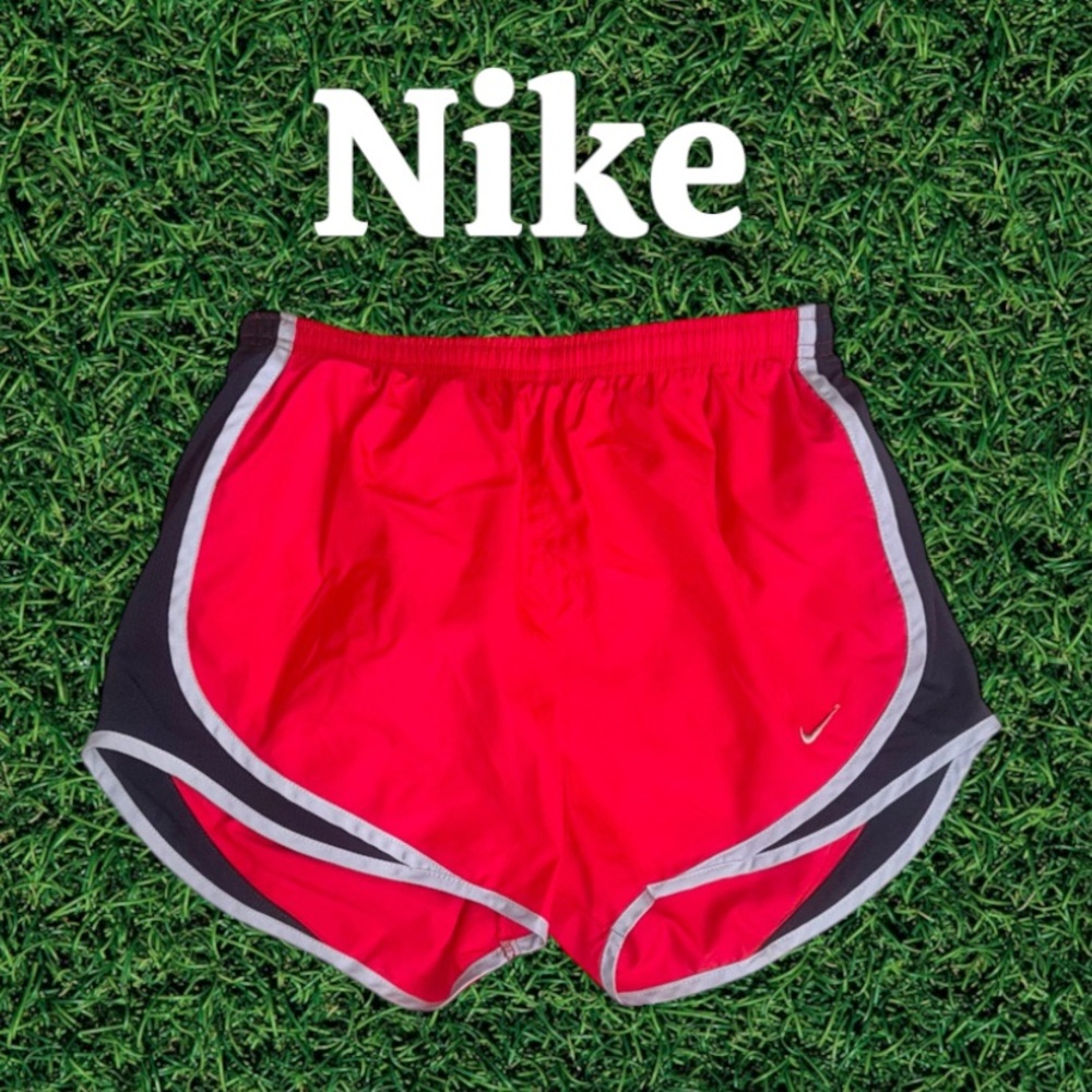 Nike DriFit tempo lined athletic running shorts women’s size small
